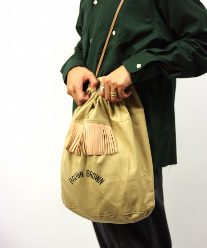 Brown Brown/ブラウンブラウン 2way フリンジショルダー巾着バッグ