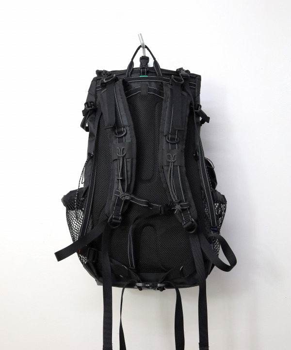 アンドワンダー/and wander ECOPAK 30L backpack（全2色