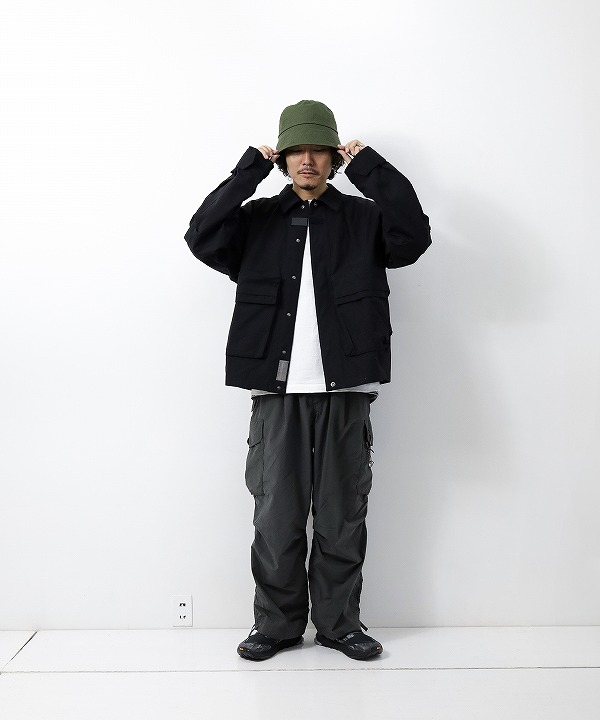 アンドワンダー/and wander oversized cargo pants [パンツ