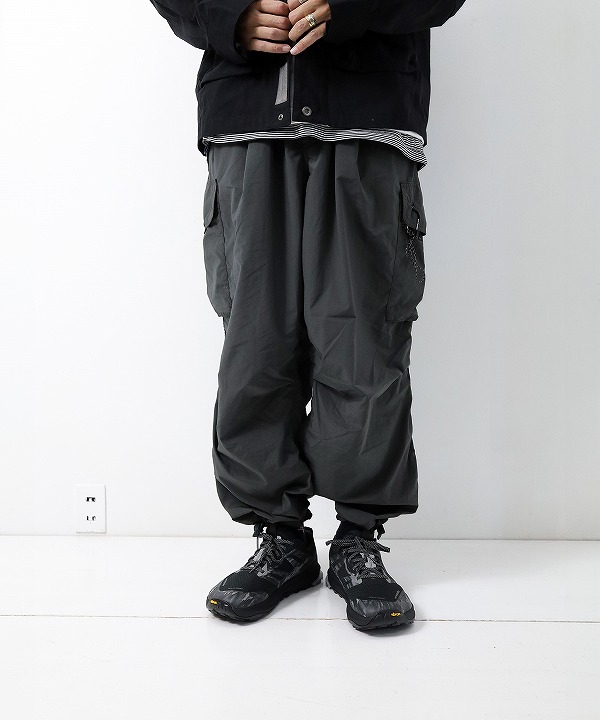 and wander oversized cargo pants アンドワンダー and wander (アンドワンダー) oversized cargo pants / オ－バー