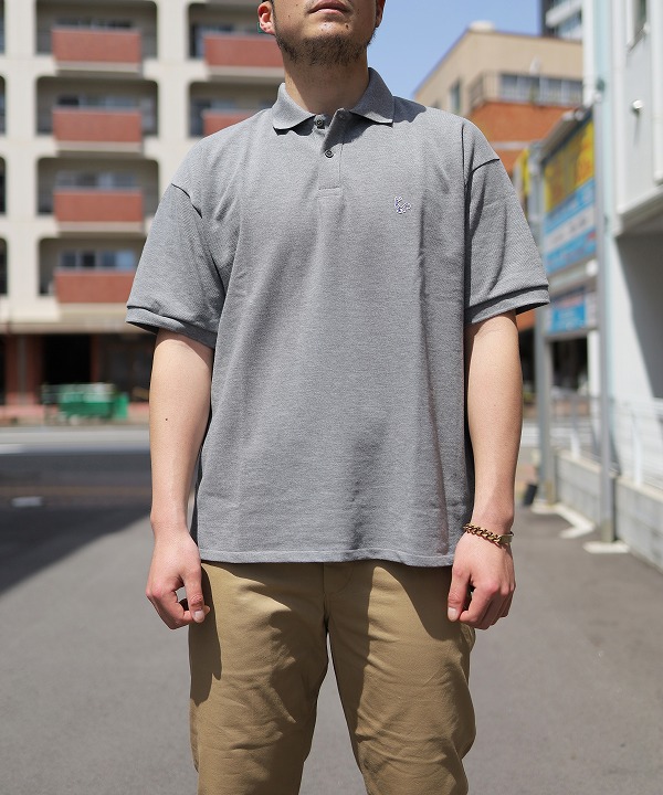 GRIS MOYEN (183cm78kg サイズ「XL」着用)
