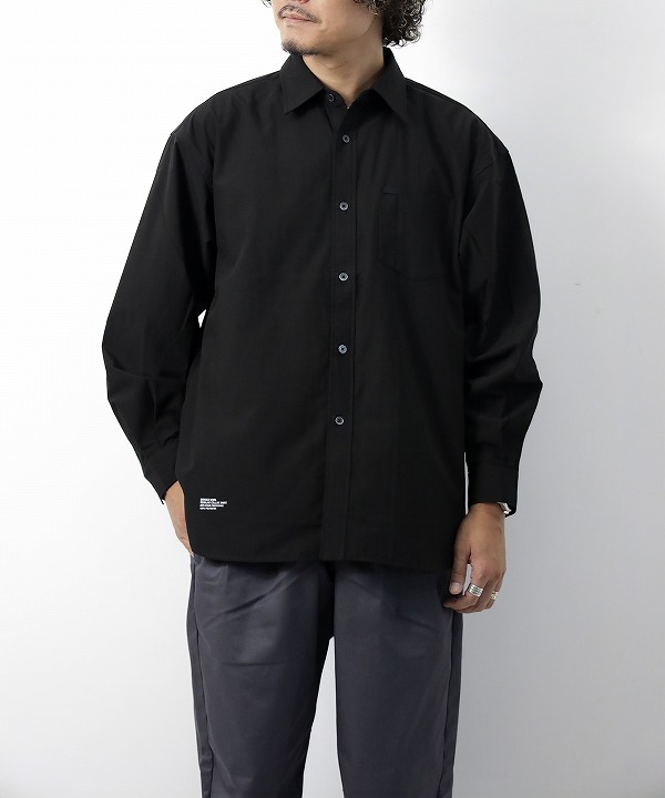 BLACK(176cm 66kg サイズ「L」を着用)