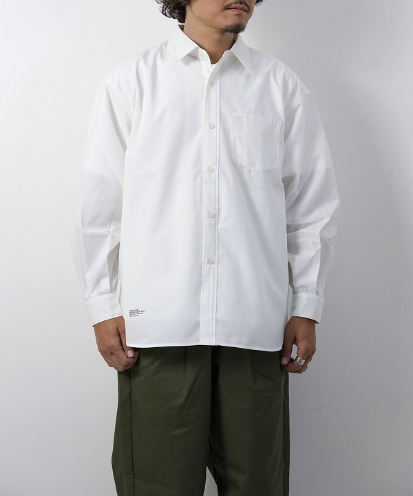 WHITE(176cm 66kg サイズ「L」を着用)