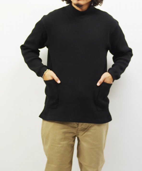 ブラック
