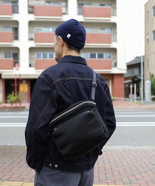 【shutty380】 イッチ/ITTI ANNIE PUFFER DAY SHOULDER / CERATO BRIGHT[バッグ