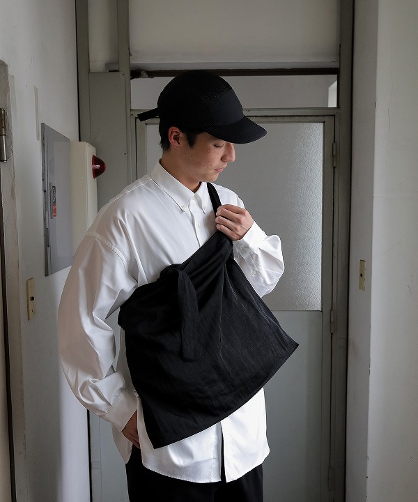 ①【新品】リボン バッグ キュートポシェット イッチ/ITTI MARY INSIDE OUT TOTE - L / CERATO BRIGHT [バッグ