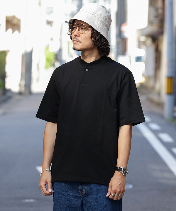 07.Black(176cm 66kg サイズ「L」を着用)