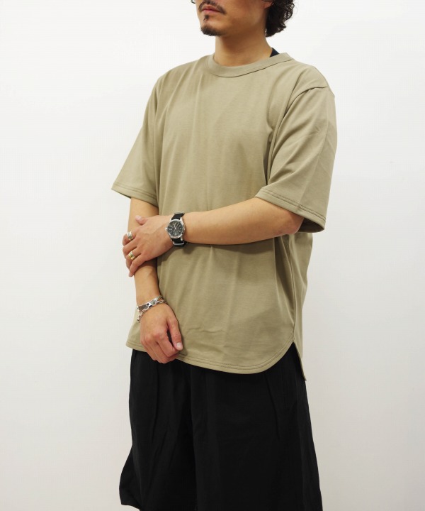 ダーティーダーティーベース(175cm,66kg,Lサイズ着用)
