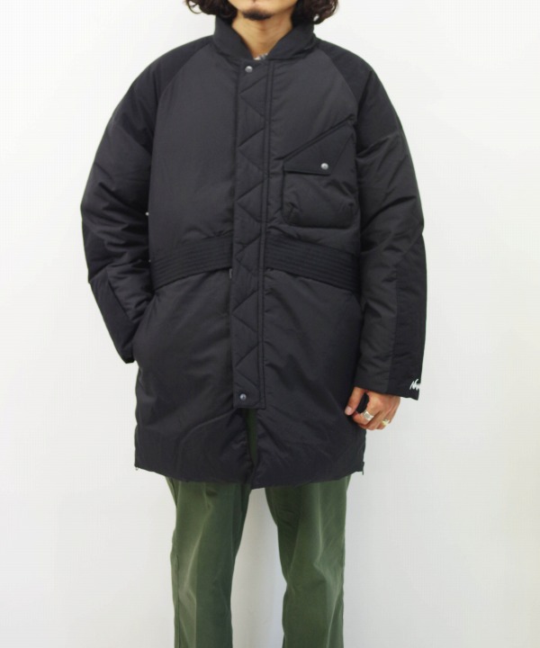 BLACK(170cm,56kg,サイズ2着用)