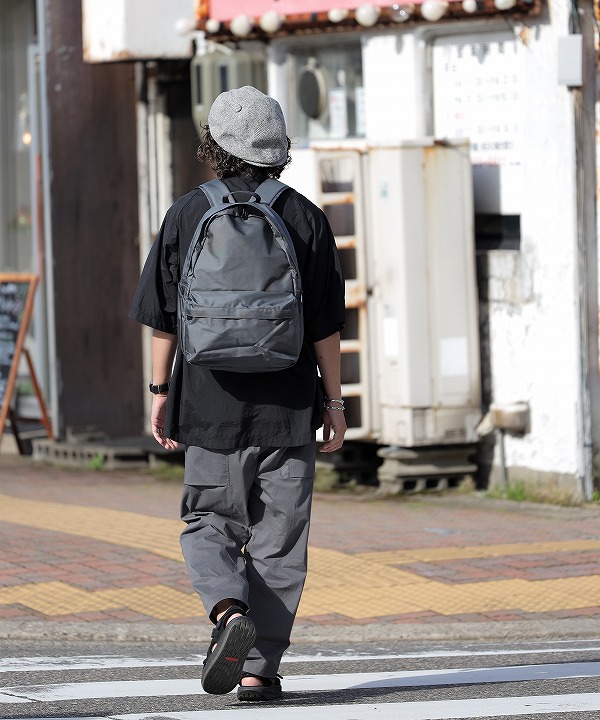 モノリス/MONOLITH BACKPACK STANDARD S - STONE GRAY [バッグ