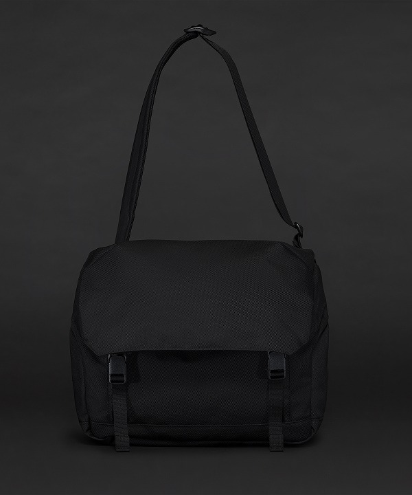 モノリス/MONOLITH SHOULDER PRO FLAP M [バッグ(バックパック)]｜MAPS