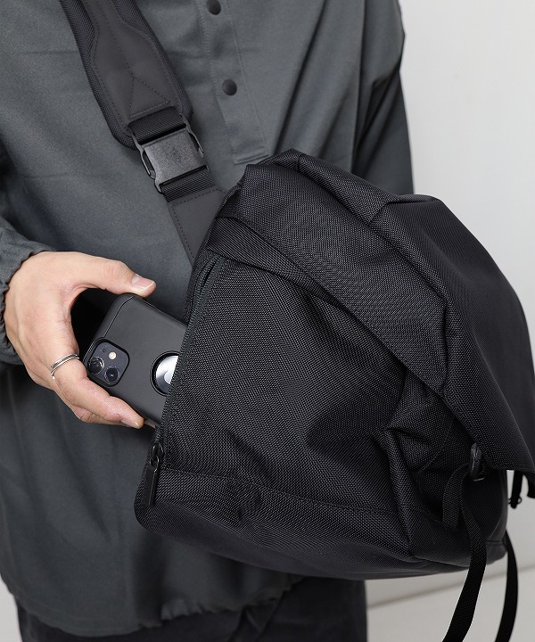 モノリス/MONOLITH SHOULDER PRO FLAP M [バッグ(バックパック)]｜MAPS