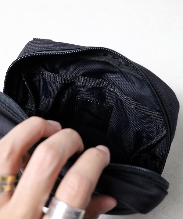 モノリス/MONOLITH SHOULDER STANDARD SSS [バッグ(バックパック