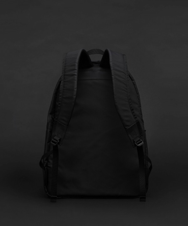 モノリス/MONOLITH BACKPACK STANDARD L [バッグ(バックパック)]｜MAPS 通販 【正規取扱店】