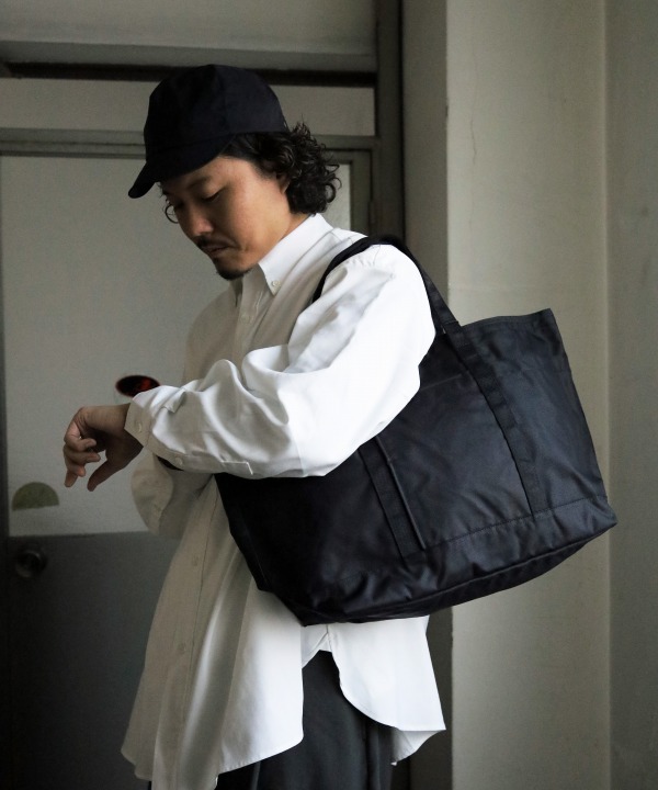 モノリス/MONOLITH TOTE STANDARD M [バッグ(バックパック