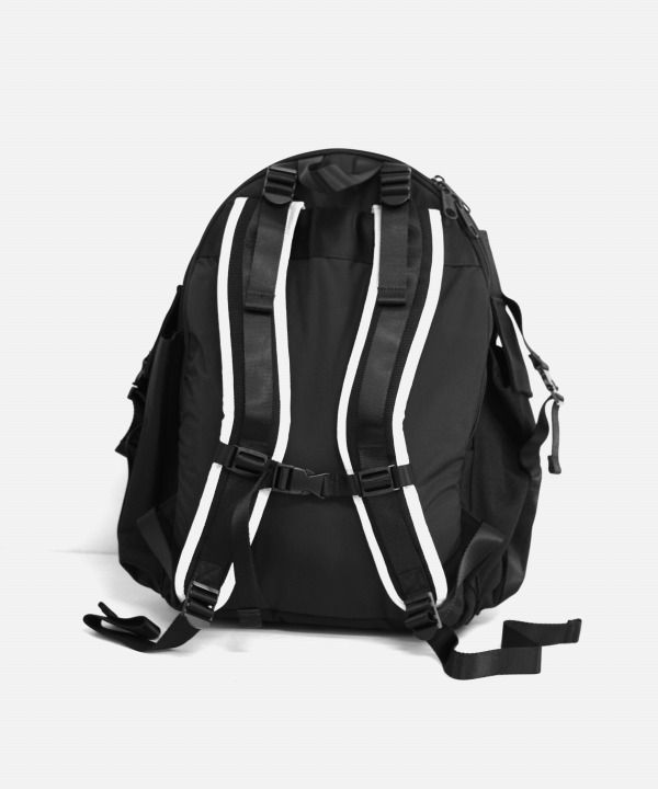 vaccinatie verraad dronken White Mountaineering x EASTPAK/ホワイトマウンテニアリング x イーストパック MULTI POCKET BACK  PACK [バッグ(バックパック)]｜MAPS 通販 【正規取扱店】