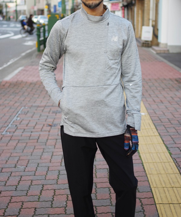アスレチックグレー