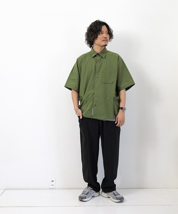 トップス POLIQUANT POCKET SHIRTS POLIQUANT/ポリクアント】THE IN-OUT PACKABLE POCKET SHIRTS
