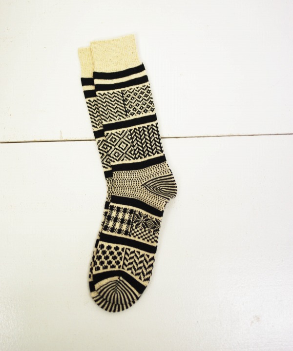 IVORY/BLACK