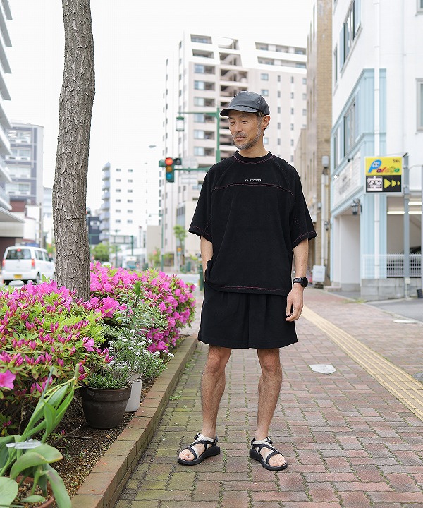 Black(170cm 56kg がサイズ「M」を着用)