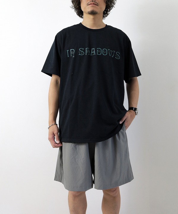 Black(176cm 66kg サイズ「M」を着用)
