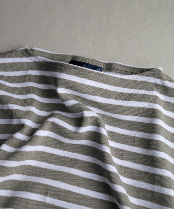 Saint James/セントジェームス OUESSANT - BORDER OLIVE/NEIGE