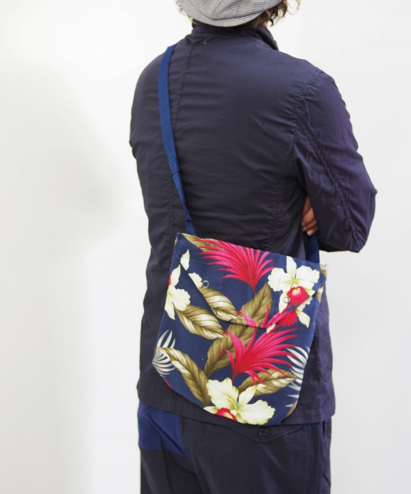 Engineered Garments/エンジニアド ガーメンツ Shoulder Pouch - Hawaiian Floral Java  Cloth [バッグ(ショルダーバッグ)]｜MAPS 通販 【正規取扱店】
