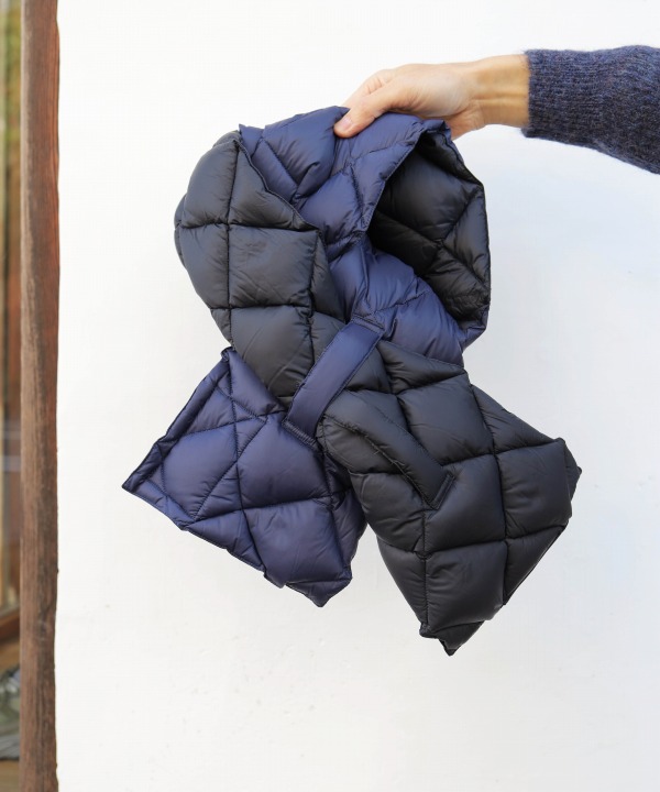 BLACK/NAVY