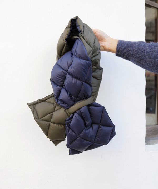 NAVY/OLIVE