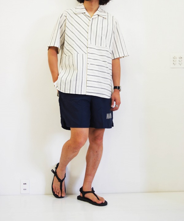 モデル175cm 66kgがサイズ「L」を着用