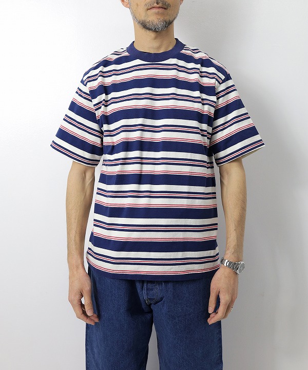 NAVY×IVORY(モデル170cm 56kg サイズ「M」を着用)