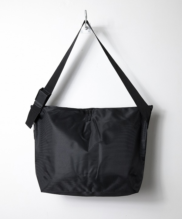 メルタム/meltum Nylon Messenger Bag [バッグ(トートバッグ)]｜MAPS