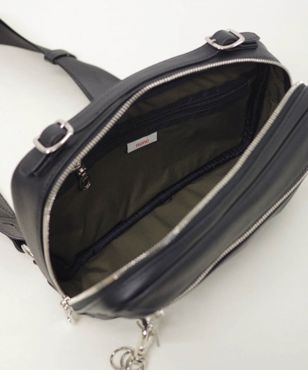 nunc/ヌンク L Shaped Belt Bag [バッグ(ショルダーバッグ)]｜MAPS 通販 【正規取扱店】