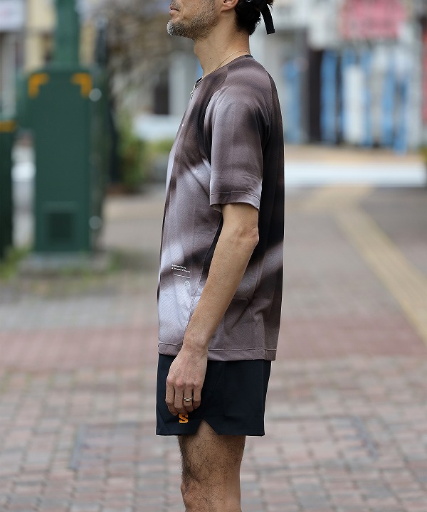 サロモン/salomon SHKout CORE GRAPHIC TEE （全2色） [トップス